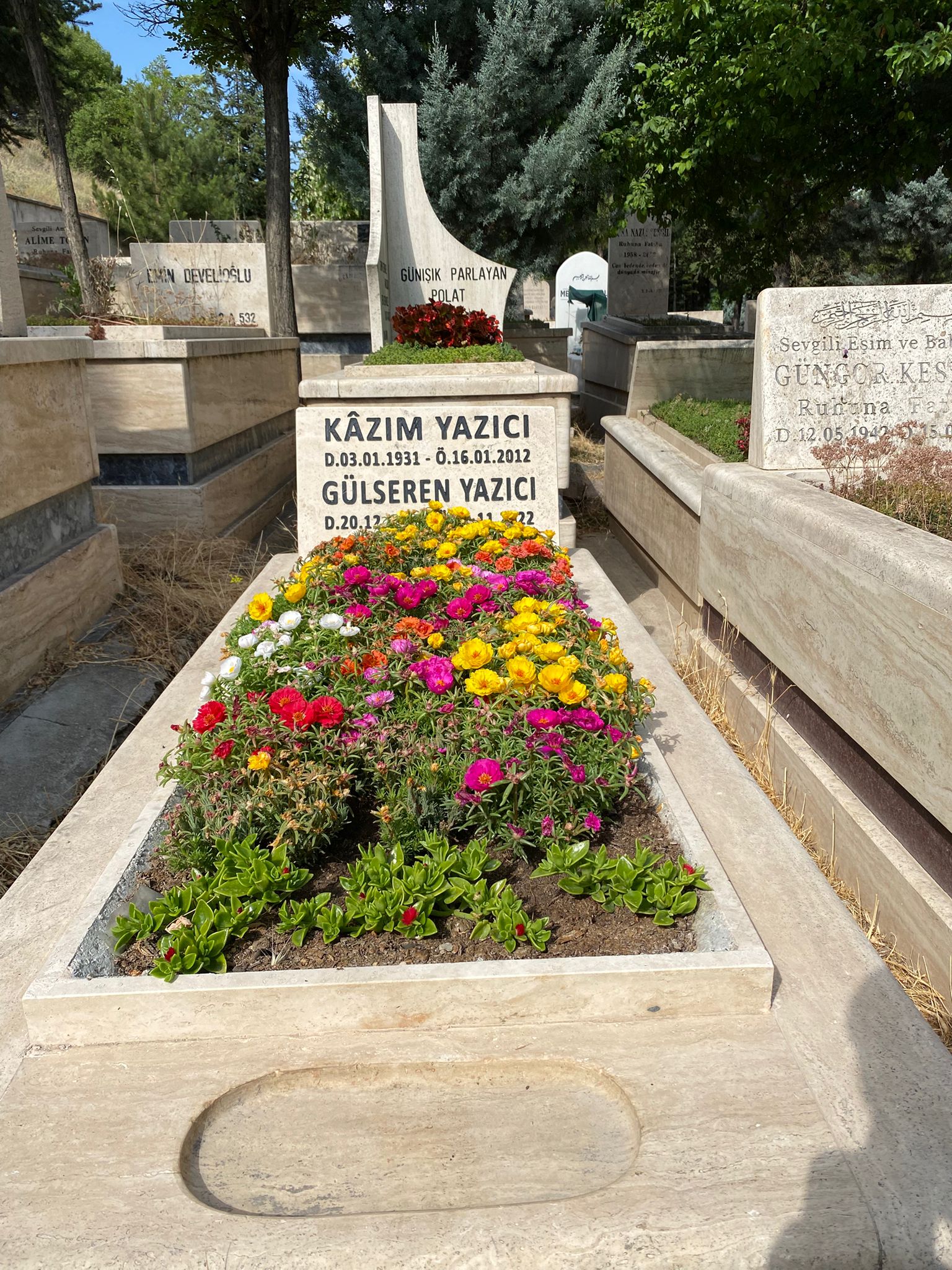 ay-mezar-bakim-hizmetleri-00 (11) ay-mezar-bakim-hizmetleri-00 (11)