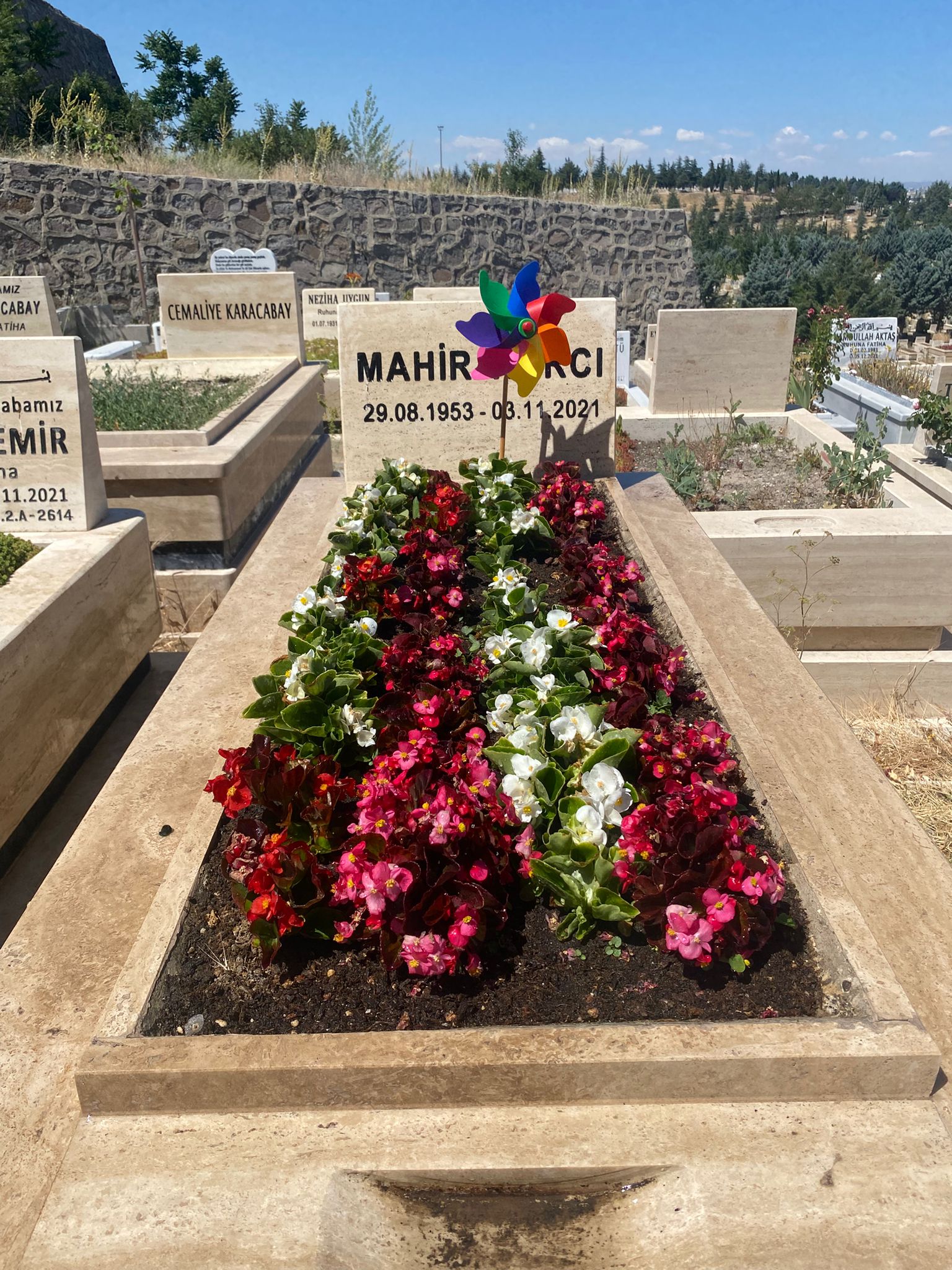 ay-mezar-bakim-hizmetleri-00 (19) ay-mezar-bakim-hizmetleri-00 (19)