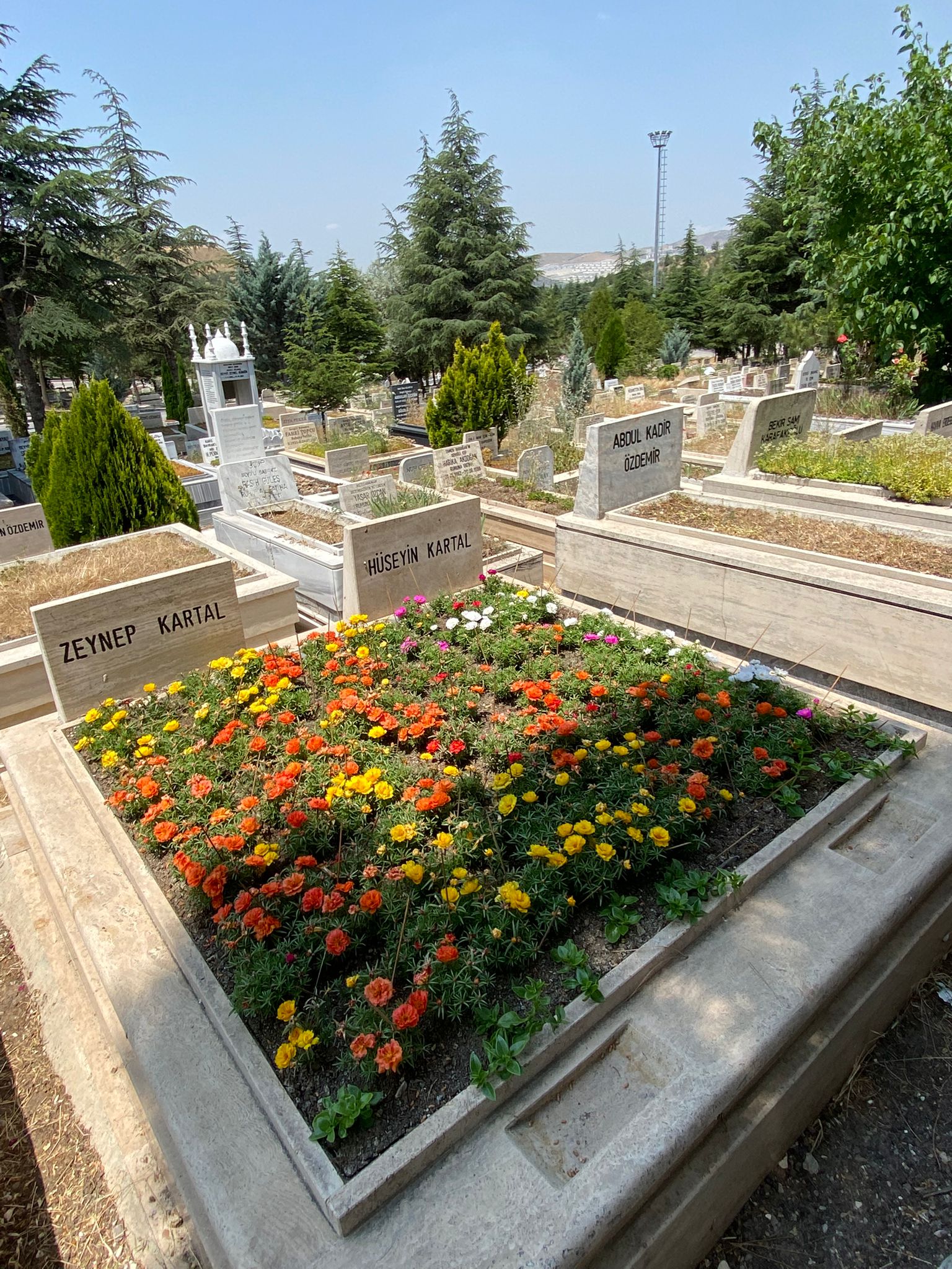 ay-mezar-bakim-hizmetleri-00 (24) ay-mezar-bakim-hizmetleri-00 (24)