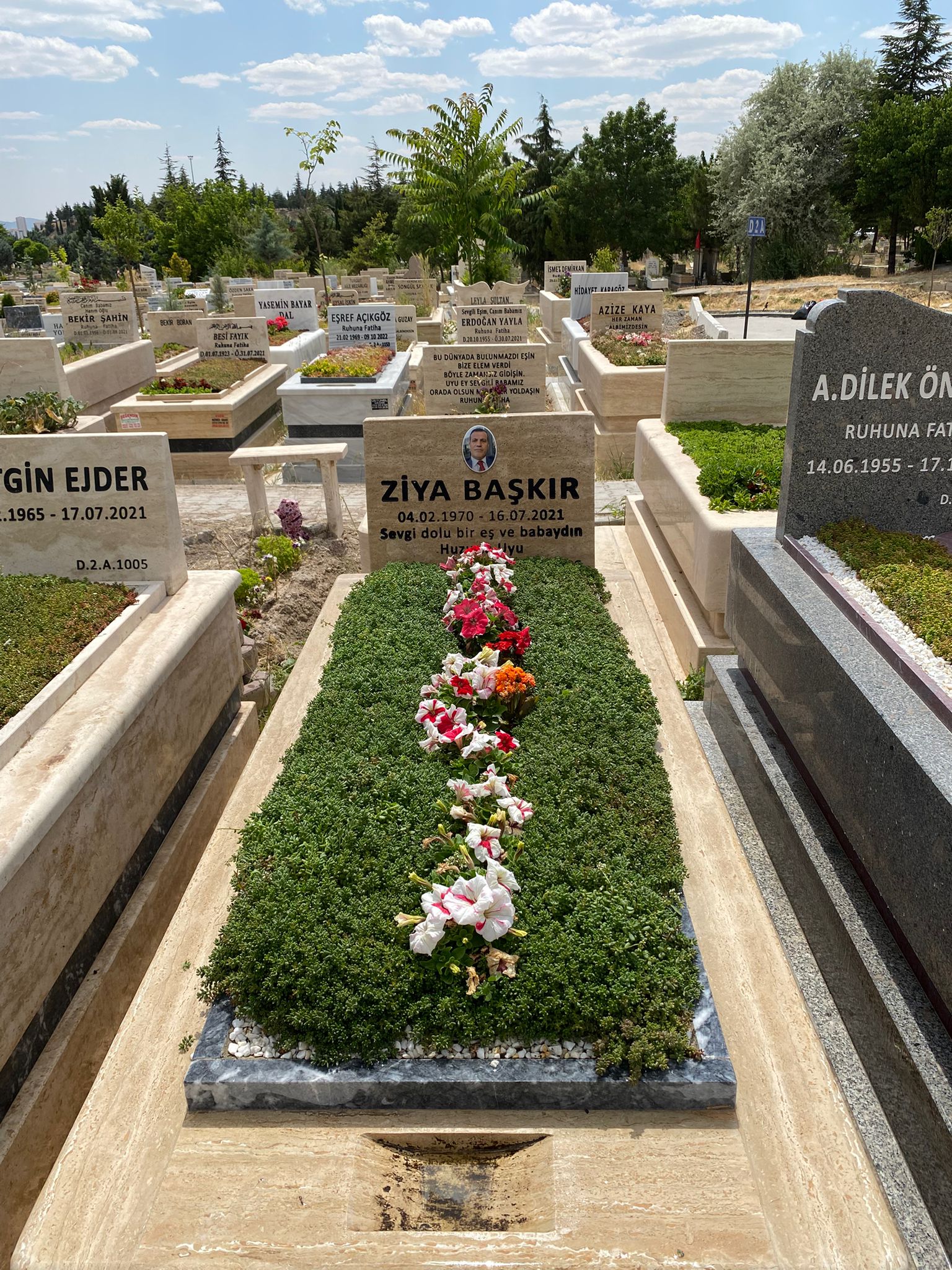 ay-mezar-bakim-hizmetleri-00 (27) ay-mezar-bakim-hizmetleri-00 (27)