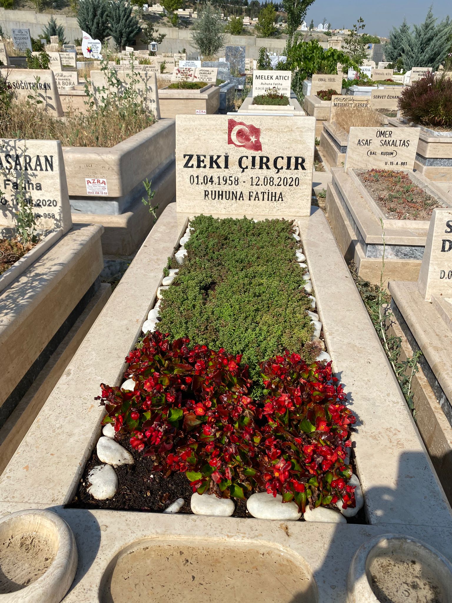 ay-mezar-bakim-hizmetleri-00 (4) ay-mezar-bakim-hizmetleri-00 (4)