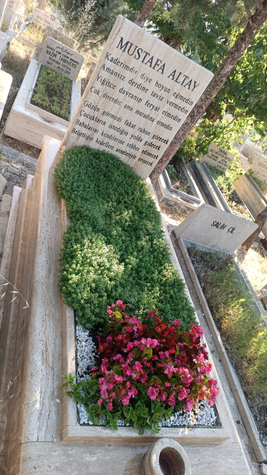 ay-mezar-bakim-hizmetleri-00 (47) ay-mezar-bakim-hizmetleri-00 (47)